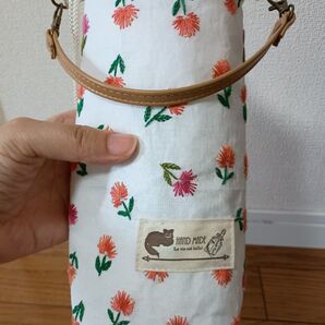 ◆ハンドメイドペットボトルカバー◆刺繍◆保冷保温◆洗える◆