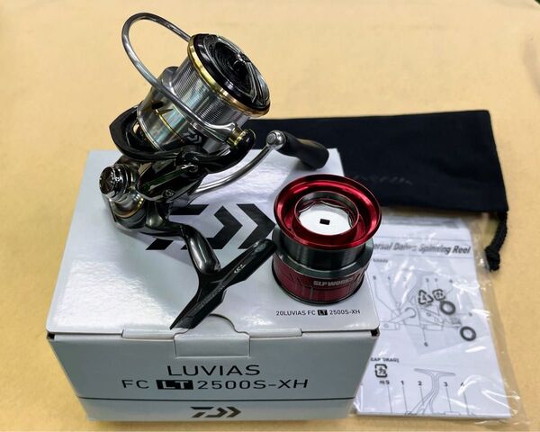 ダイワ 20ルビアス FC LT 2500S-XH (オーバーホール済み)+SLPWスプール
