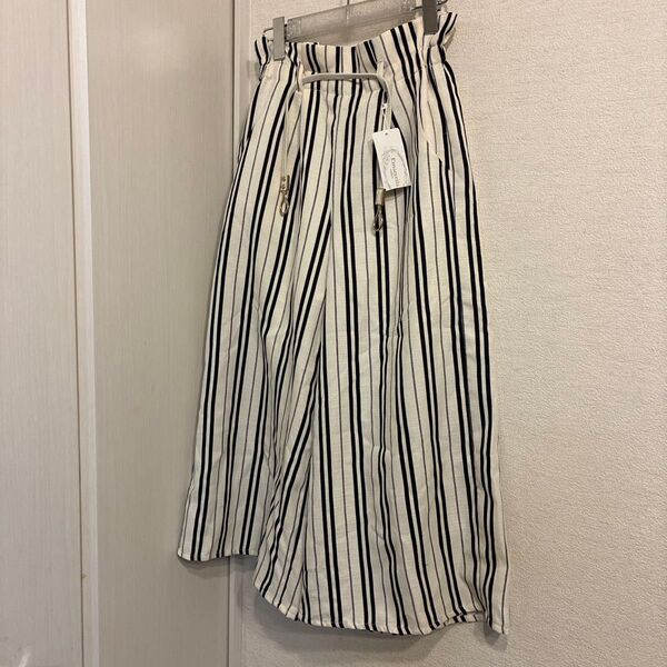 新品 エムズエキサイト ストライプ ガウチョパンツ M