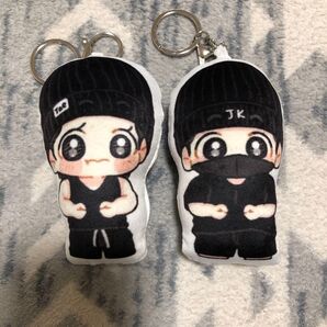 防弾少年団 BTS グク V テテ ミニクッション キーホルダー 2個セット