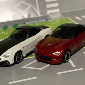 トミカ マツダ ロードスター+アバルト124スパイダー 兄弟車2台セット