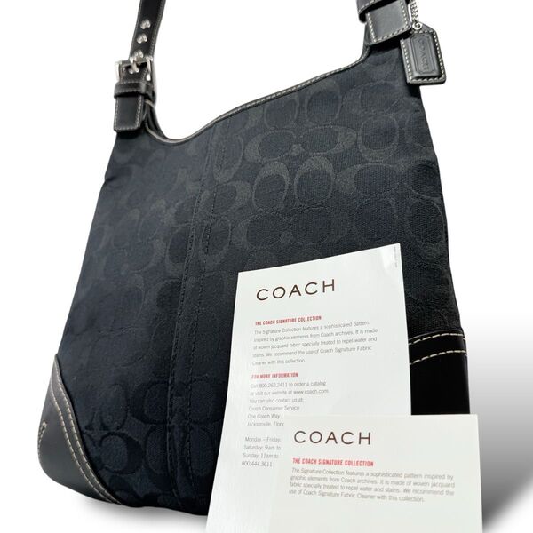 【極美品】COACH コーチ ショルダーバッグ シグネチャー キャンバス レザー 斜め掛け ロゴチャーム 黒 ブラック