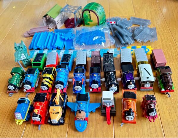 カプセルプラレール きかんしゃトーマスとなかまたち まとめ売り