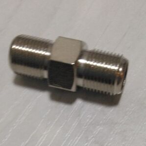 F型コネクタ 中継アダプタ
