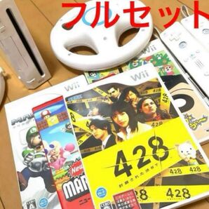 wii本体+wiiソフト4種+ヌンチャク+ハンドルなど Nintendo コントローラー ゲームソフト ソフト ゲーム機