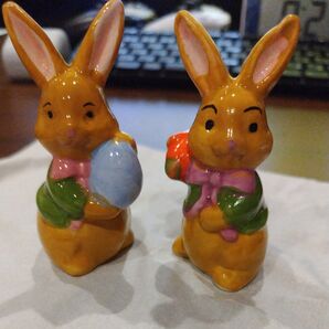 ウサギの置物 2体セット