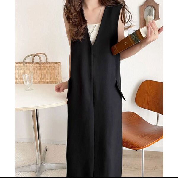 新品未使用Classical Elf(クラシカルエルフ)上品リラクシーstyle。ポケット付Vネックワンピース ¥6,498