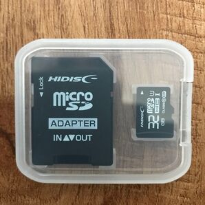 microSDカード 32GB (SDカードとしても使用可能!)
