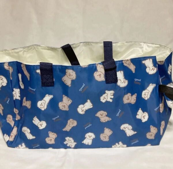 【ラスト1点】レジカゴ保冷バッグ トイプードル 犬柄 お買い物袋 エコバッグ 犬好き トートバッグ コンパクト ブルー 青