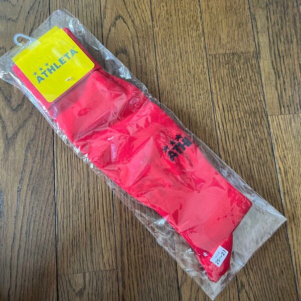 ATHLETA サッカーソックス レッド 25〜27cm 新品