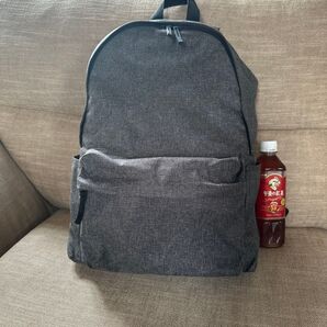 無印良品 グレー リュック バックパック 美品 軽量 MUJI リュックサック 黒系 デイパック