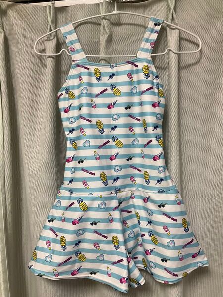 美品 水着 女の子用ワンピース水着 ラッシュガード付き 140cm 上下セット スイムウェア ワンピース 水着