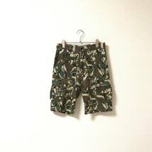 ★A BATHING APE ア ベイシング エイプ★メンズ カモフラ 総柄 ハーフ パンツ カーゴパンツ ボトムス ワッペン size M コットン_画像1