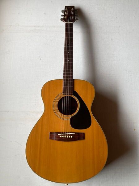 YAMAHA FG-200F ブラックラベル アコースティックギター ソフトケース付き