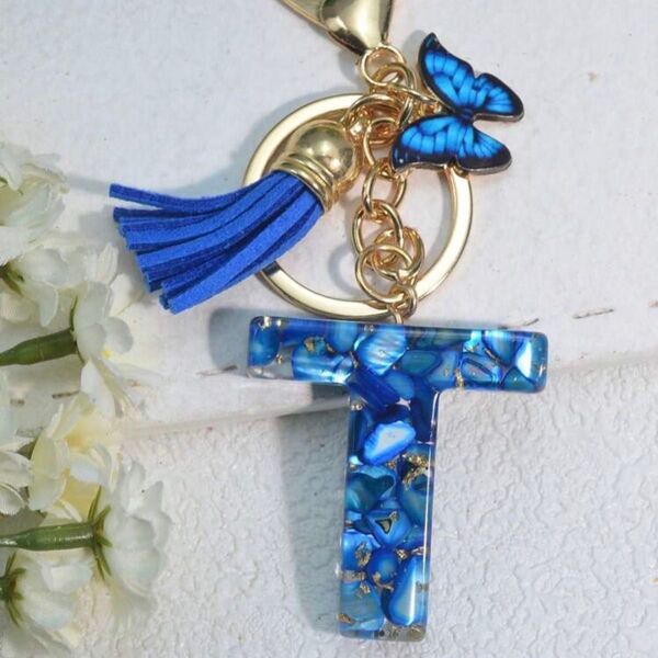 イニシャルチャーム レジン キーホルダー バッグチャーム アルファベット T