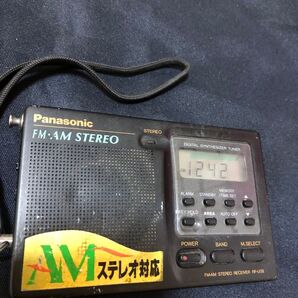 E16早い物勝ち!Panasonic RF-U09ポータブルFMステレオラジオ