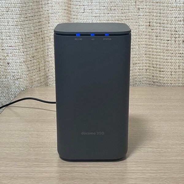 docomo HR01 home5g Wi-Fiルーター