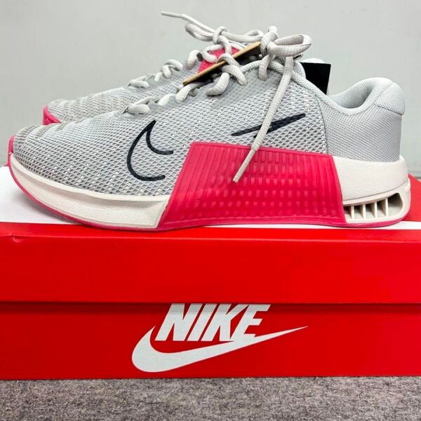 新品 NIKE ナイキ レディース メトコン9 ランニングシューズ スニーカー 24