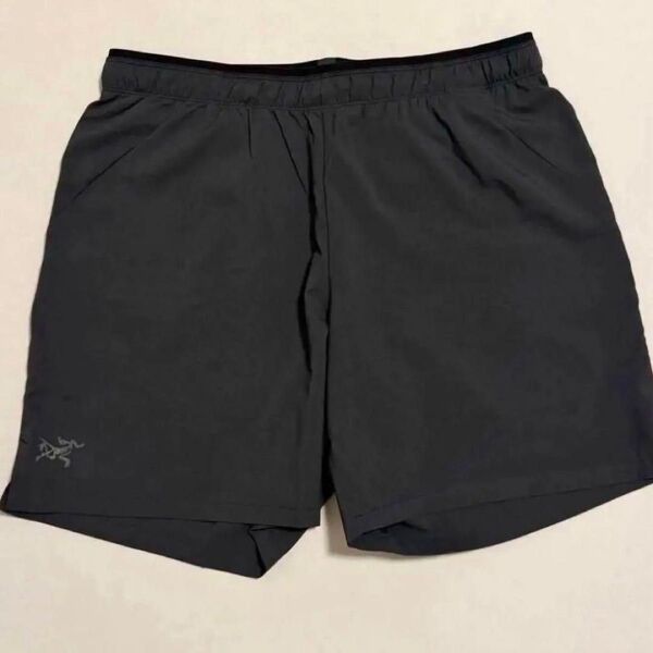 新品 ARC'TERYX アークテリクス ハーフパンツ ショートパンツ S