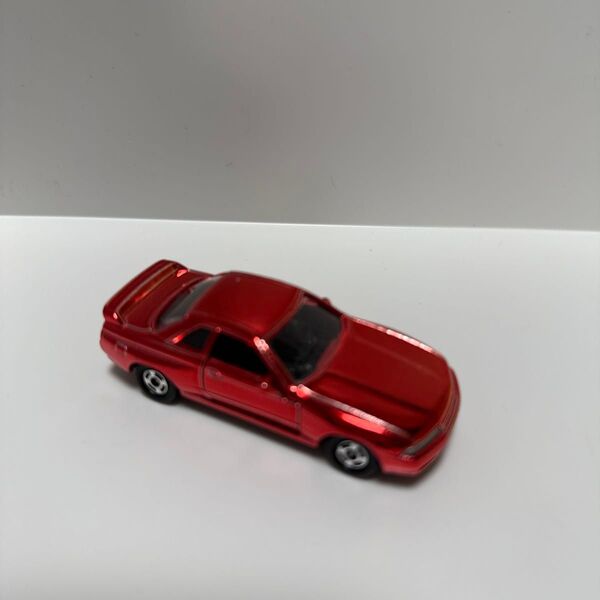 トミカ 日産 スカイラインGT-R R32 レッド メッキミニカー