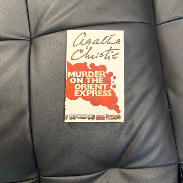 Agatha Christie Murder on the Orient Express 洋書