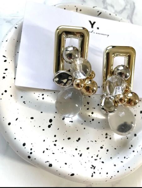 【NEWバイカラーピアス】ハンドメイドアクセサリー ピアス アクセサリー