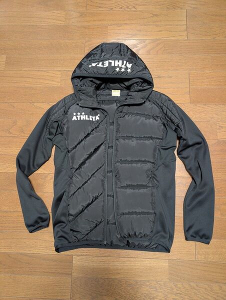 アスレタ中綿フード付きジャケットSサイズAthletaサッカーダウン M