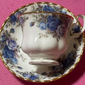 ※ 〓 訳あり ROYAL ALBERT 薔薇 花柄 ティーカップ カップ ソーサー セット ジャンク品