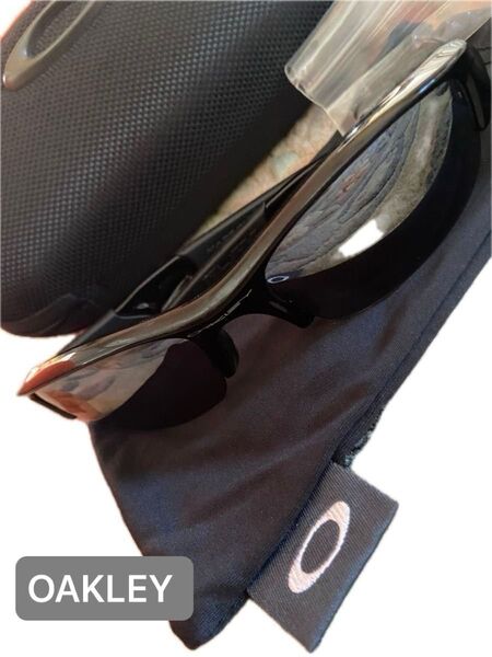 オークリー スポーツサングラス 偏光 OAKLEY 美品ゴルフ ランニング アウトドア デイリー ドライブ 万能サングラス