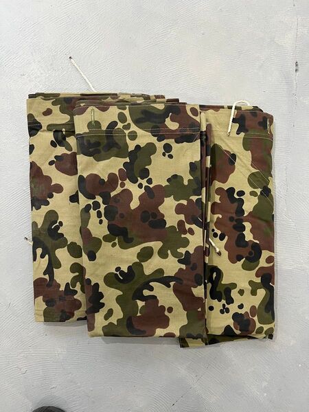 ルーマニア軍幕 アメーバカモ ポンチョ デッドストック