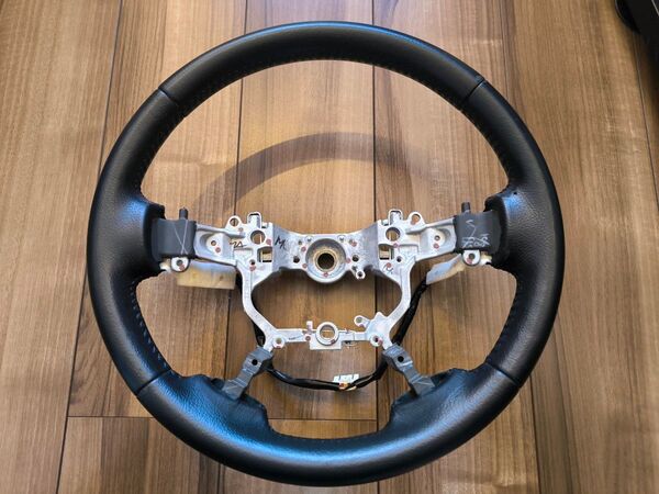 トヨタ 210クラウン 純正ステアリング