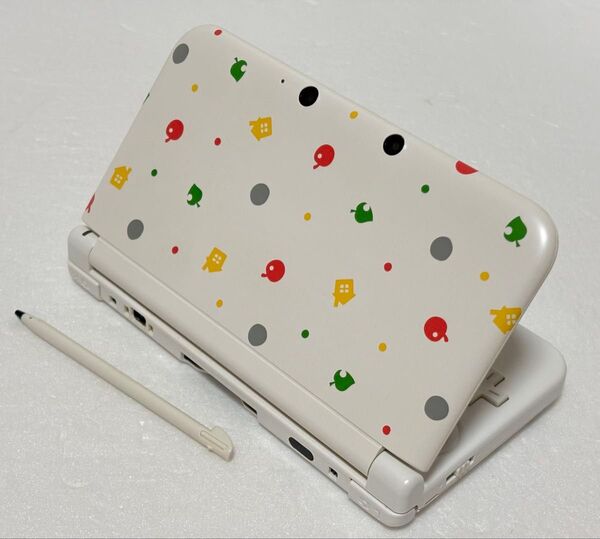 ニンテンドー3DS LL とびだせ どうぶつの森パック 本体 タッチペン 任天堂 Nintendo