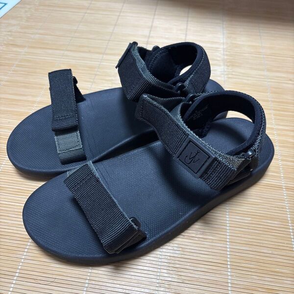 ユニクロ×jw anderson スポーツサンダル ブラック×カーキ Sサイズ(23.5〜24.0cm)
