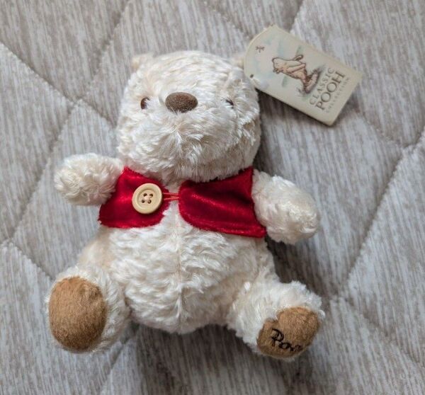 Classic Pooh くまのプーさん ぬいぐるみ