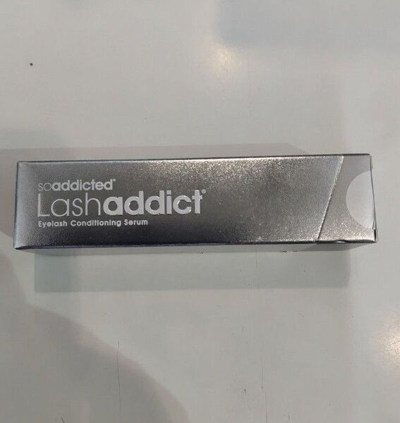 新品 ラッシュアディクト まつ毛美容液 5ml 匿名配送 即購入可 定価11.000円 Lashaddict