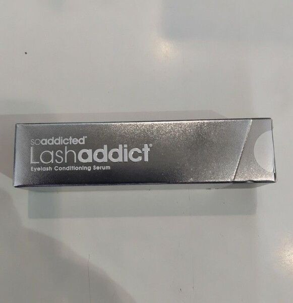 新品 ラッシュアディクト まつ毛美容液 5ml 匿名配送 即購入可 定価11.000円 Lashaddict
