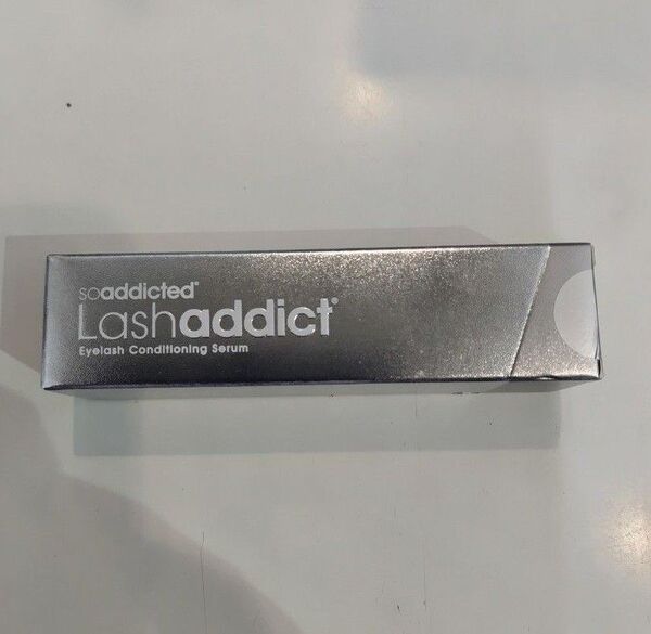 新品 ラッシュアディクト まつ毛美容液 5ml 匿名配送 即購入可 定価11.000円 Lashaddict