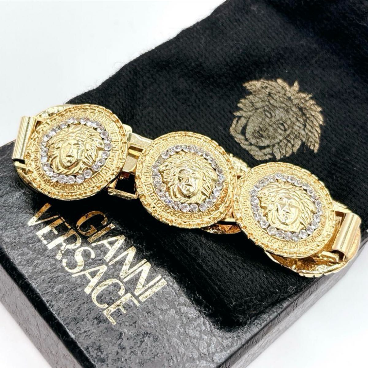 GIANNI VERSACE メドゥーサ シェル ブレスレット GIANNI VERSACE メドゥーサ シェル ブレスレット|Yahoo!フリマ