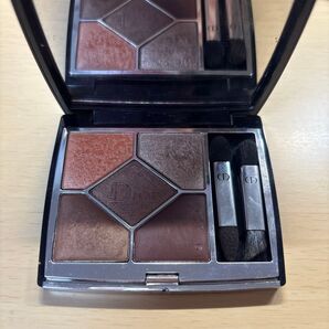 ディオール サンク クルール クチュール Dior 679 TRIBAL お試し、ネイル用