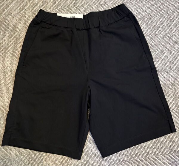 UNIQLO ウルトラストレッチアクティブショートパンツ 130 新品未着用 ブラック