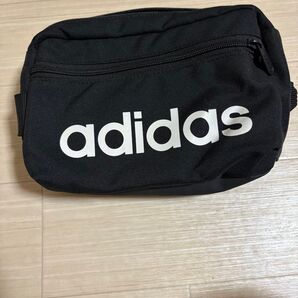 adidas ウェストポーチ