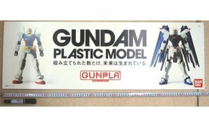 希少！ 非売品 販促用 パネル バンダイ GUNDAM PLASTIC MODEL 組み立てられた数だけ、未来は生まれてい 販促厚紙パネル 長さ90cm #0619_125