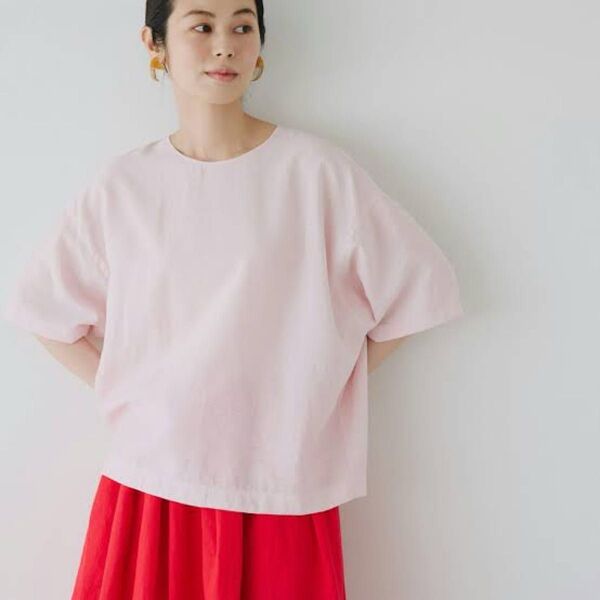 【新品】北欧暮らしの道具店 「涼しさも、品のよさも」きれい色のTシャツブラウス ピンク