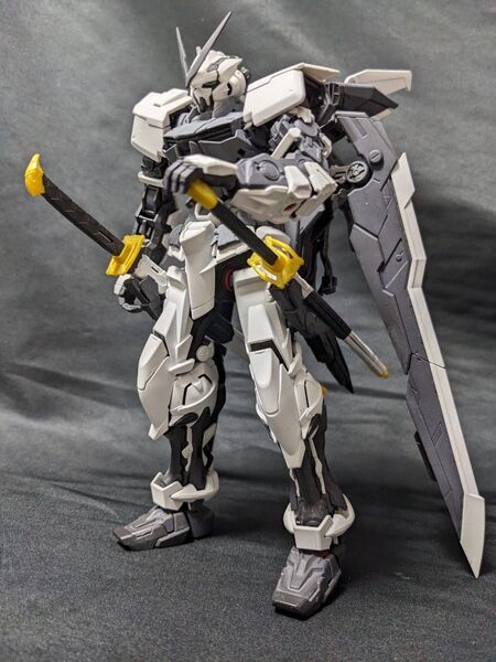 MG ガンダムアストレイレッドフレーム改 塗装済みジャンク