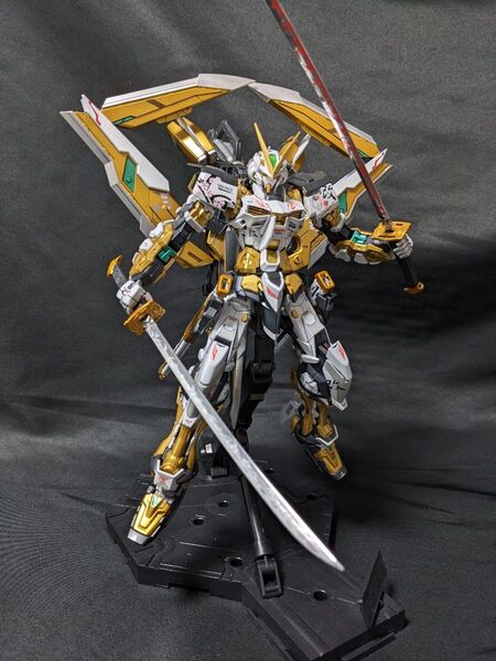 MG ガンダムアストレイレッドフレーム改 改修塗装済み完成品