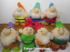 Tokyo Disneyland Vintage Seven Dwarf фаршированный значок TDL