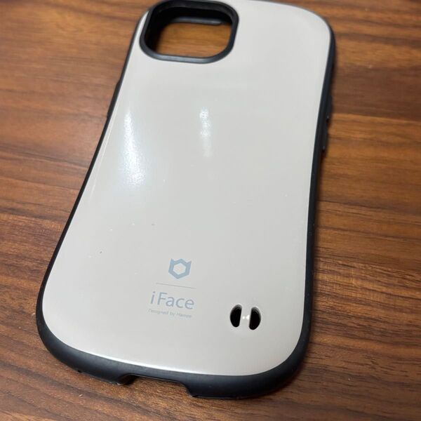 iPhone15ケース
