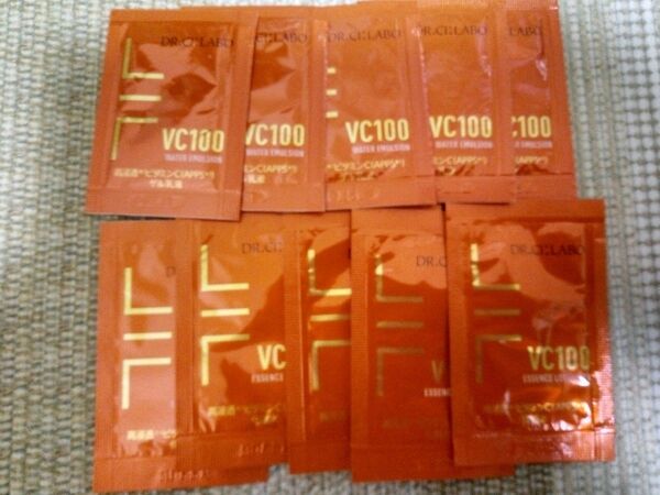 ドクターシーラボ VC100 ビタミンCAPPS エッセンスローションとエマルジョン乳液