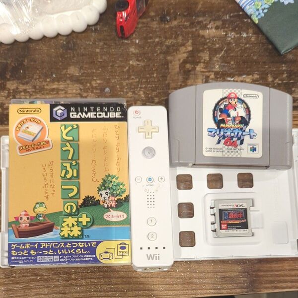ゲームキューブ どうぶつの森プラス マリオカート64 任天堂DS 逃走中 wiiリモコン