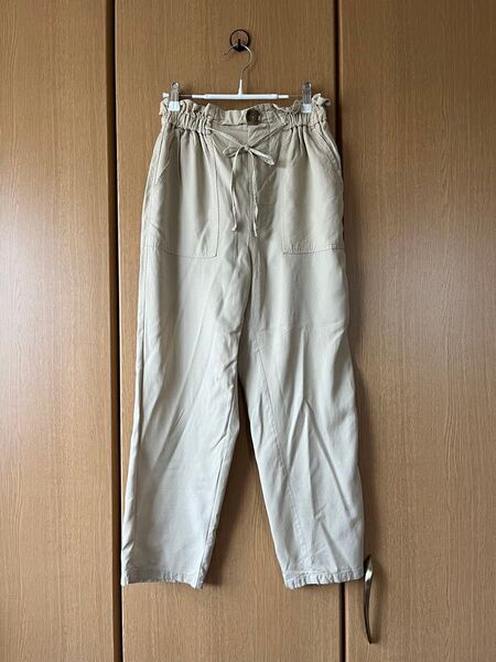 GU イージーパンツ